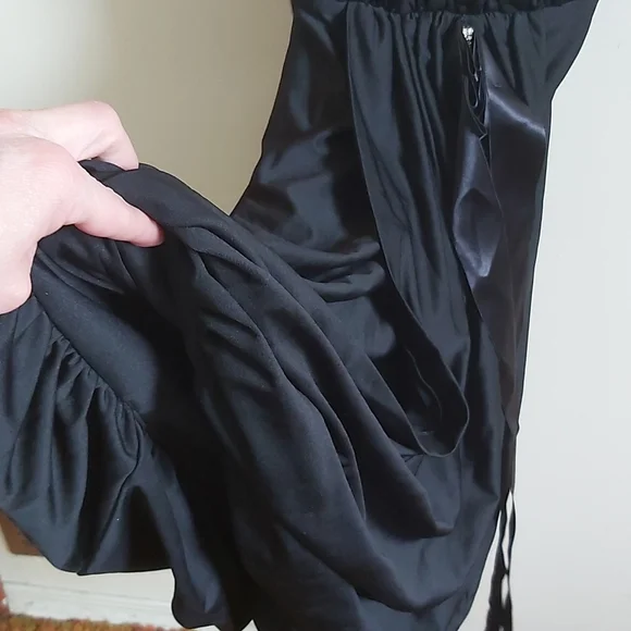 Dress - Picture 5 of 7